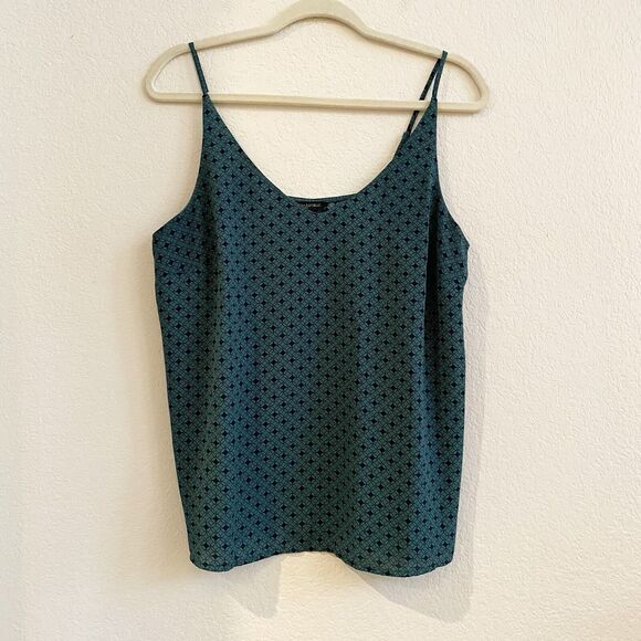 Banana Republic Women's Green Black Geometric Print Poly V-Neck Cami Top - Picture 6 of 8